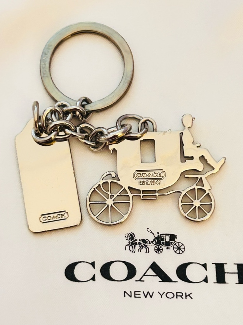 RARE Coach Y2K 1941 Horse and Carriage Keychain/ Bag Charm - Picture 8 of 15